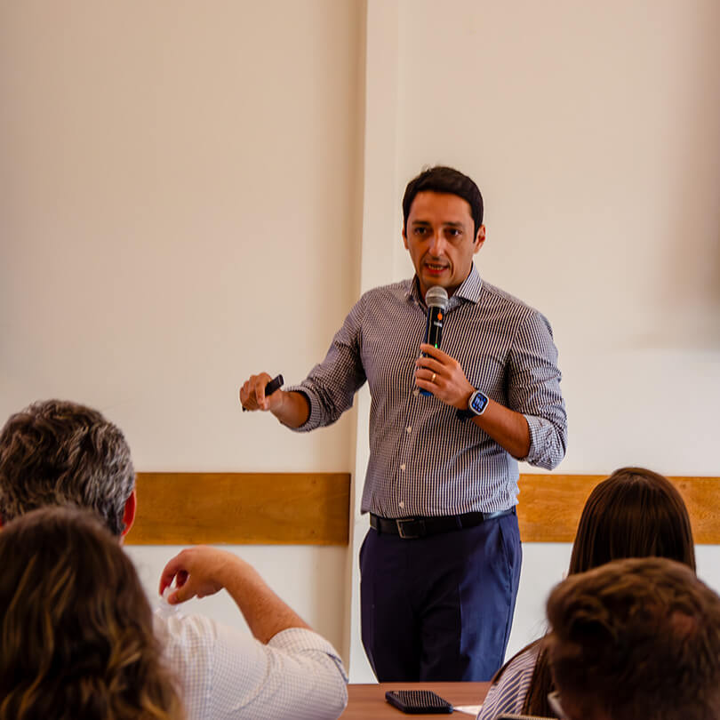 SPEAKER_TRAINING_IMG-010